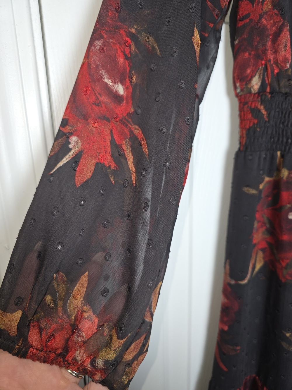 FRYE AND CO. Black Dress with Red Floral Print Size Medium - Picture 5 of 11